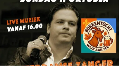 Zanger Jordy Heer treedt op tijdens de Bokkentocht in Wijk aan Zee.